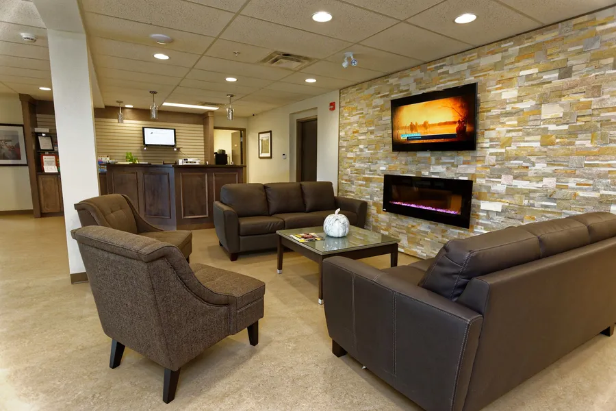 Crossroads Inn & Suites hotel detail image 2