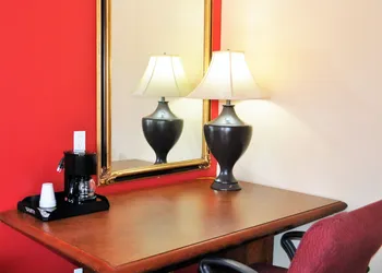 A Nights Inn hotel thumbnail 4