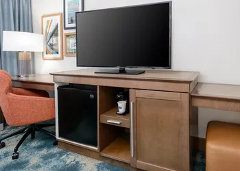 Hampton Inn & Suites Tampa Airport Avion Park Westshore hotel thumbnail 5