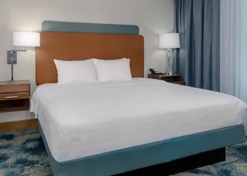 Hampton Inn & Suites Tampa Airport Avion Park Westshore hotel thumbnail 6