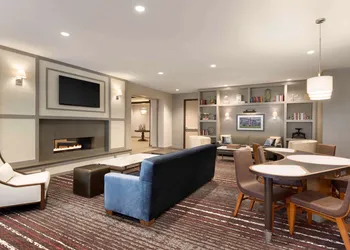 Homewood Suites by Hilton Chicago West Loop Fulton Mkt Area hotel thumbnail 3