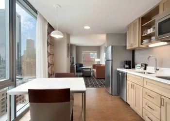 Homewood Suites by Hilton Chicago West Loop Fulton Mkt Area hotel thumbnail 7
