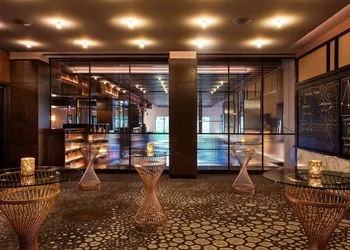 Hotel EMC2, Autograph Collection hotel thumbnail 4