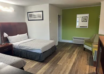 Travel Inn hotel thumbnail 5