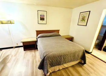 Beaverton Budget Inn hotel thumbnail 4