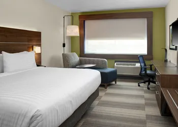 Holiday Inn Express & Suites Houston NW - Cypress Grand Pky by IHG hotel thumbnail 2