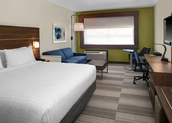Holiday Inn Express & Suites Houston NW - Cypress Grand Pky by IHG hotel thumbnail 6