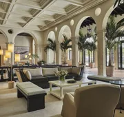 Four Seasons Hotel at The Surf Club hotel detail image 3
