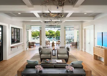 Waterline Villas & Marina, Autograph Collection hotel thumbnail 2