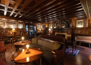 Tabard Inn hotel thumbnail 2