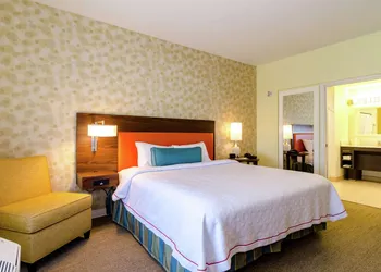Home2 Suites by Hilton Portland hotel thumbnail 6