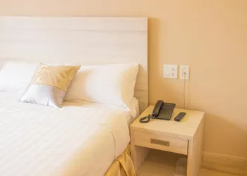 Phoenix Hotel hotel thumbnail 8
