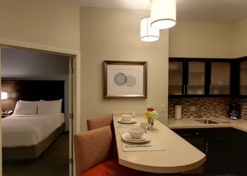 Staybridge Suites Ann Arbor- Univ of Michigan by IHG hotel thumbnail 2