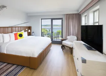 Hotel Indigo Old Town Alexandria by IHG hotel thumbnail 6