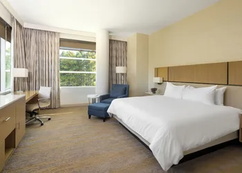 JB Duke Hotel hotel thumbnail 6