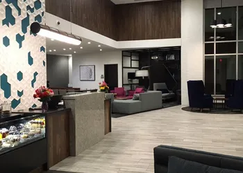 Hyatt Place West Des Moines Jordan Creek hotel thumbnail 4