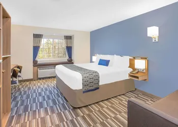 Microtel Inn & Suites by Wyndham Ocean City hotel thumbnail 4
