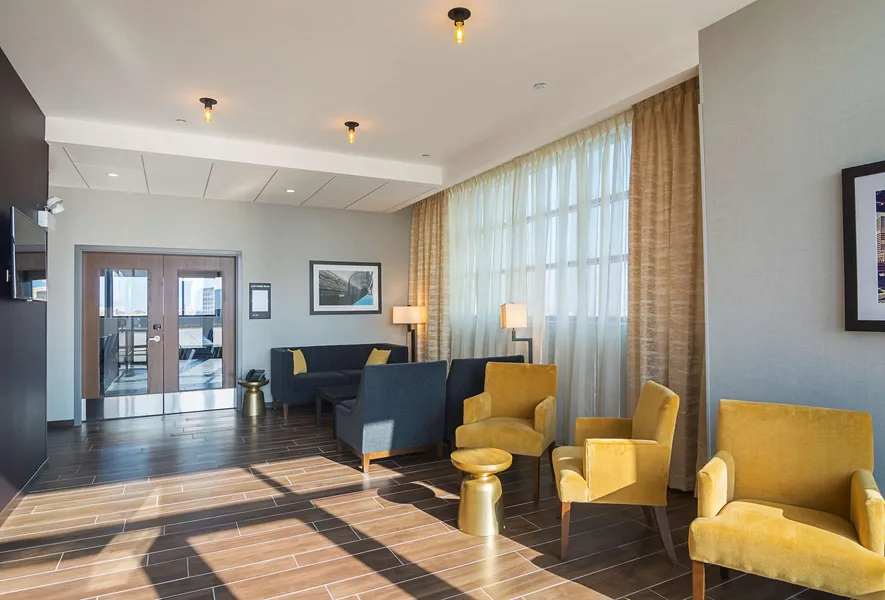 Hampton Inn Chicago North-Loyola Station hotel detail image 6