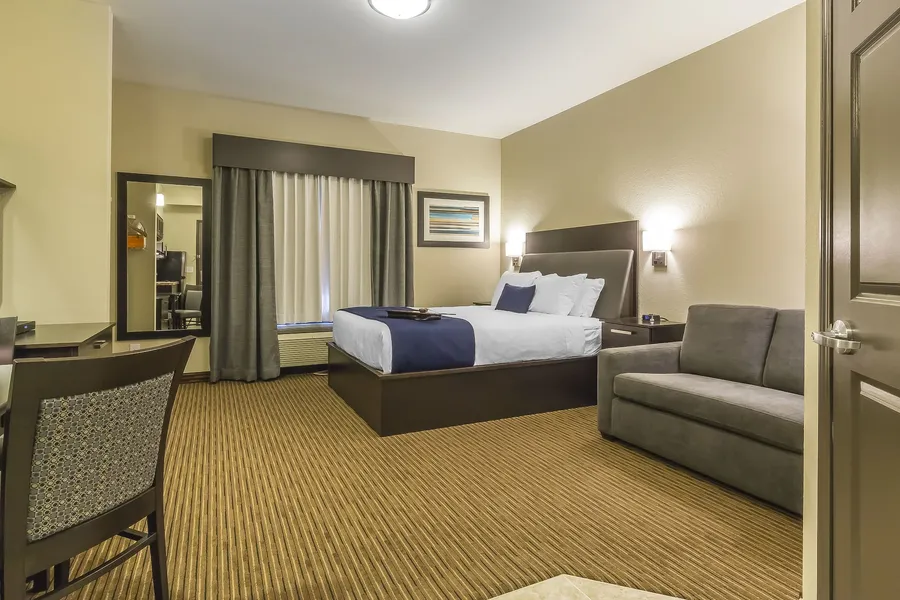 Quality Inn & Suites hotel detail image 6