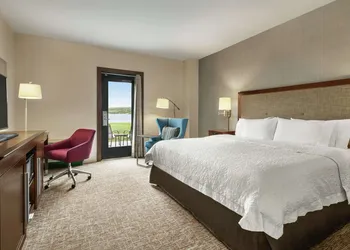 Hampton Inn Penn Yan hotel thumbnail 7
