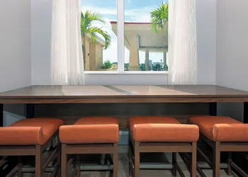 Hampton Inn & Suites Clearwater Beach hotel thumbnail 2
