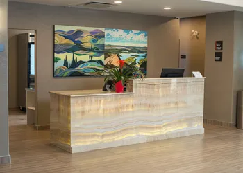 Encore Suites by Service Plus Inns hotel thumbnail 2