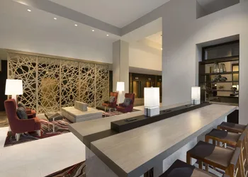 Embassy Suites by Hilton Minneapolis Downtown hotel thumbnail 6