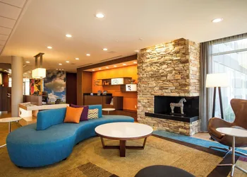 Fairfield Inn & Suites Cambridge hotel thumbnail 2