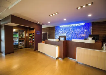 Fairfield Inn & Suites Cambridge hotel thumbnail 5