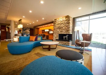 Fairfield Inn & Suites Cambridge hotel thumbnail 7