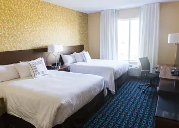 Fairfield Inn & Suites Cambridge hotel thumbnail 8