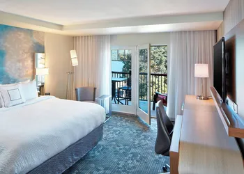 Courtyard by Marriott Lake George hotel thumbnail 8
