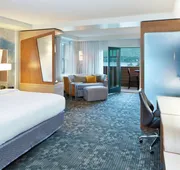 Courtyard by Marriott Lake George hotel detail image 7