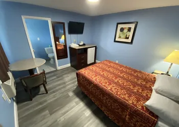 Red Carpet Inn and Suites hotel thumbnail 8