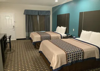 Regency Inn and Suites hotel thumbnail 5