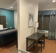 Regency Inn and Suites hotel detail image 7