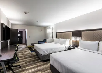 Holiday Inn Express & Suites Jersey City North - Hoboken by IHG hotel thumbnail 2
