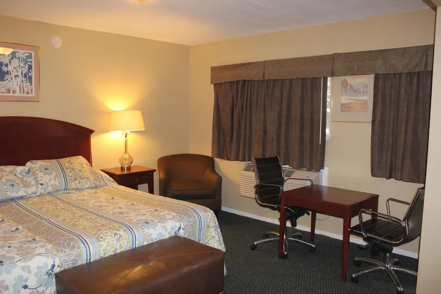 Ranch House Inn and Suites hotel detail image 2