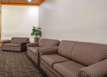 Econo Lodge Lafayette near University hotel thumbnail 5