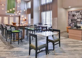 Hampton Inn & Suites Altoona-Des Moines hotel thumbnail 2