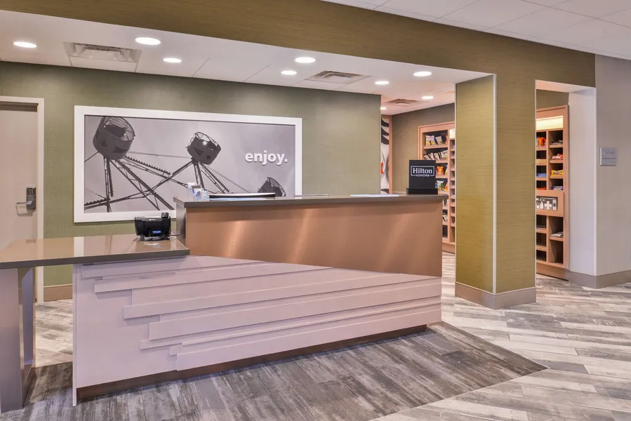 Hampton Inn & Suites Altoona-Des Moines hotel detail image 6