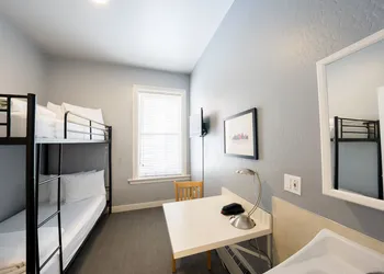 The Urban hotel thumbnail 8