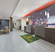 La Quinta Inn & Suites by Wyndham Lake Charles - Westlake hotel detail image 3