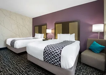 La Quinta Inn & Suites by Wyndham Lake Charles - Westlake hotel thumbnail 6