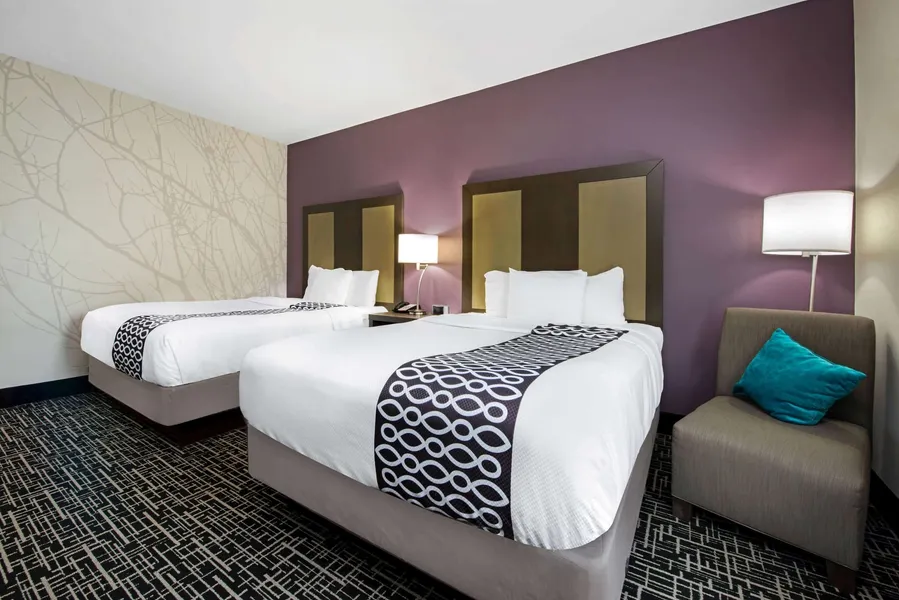 La Quinta Inn & Suites by Wyndham Lake Charles - Westlake hotel detail image 6