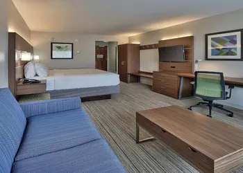 Holiday Inn Express and Suites Broomfield by IHG hotel thumbnail 5