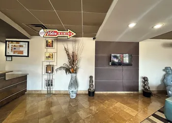 Suite Dreams Hotel hotel thumbnail 4