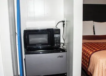Budget Inn Carthage hotel thumbnail 6
