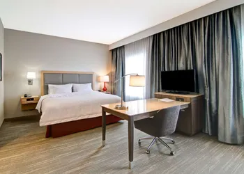Hampton Inn & Suites by Hilton Grande Prairie hotel thumbnail 5