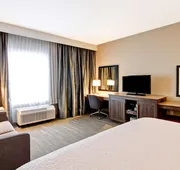 Hampton Inn & Suites by Hilton Grande Prairie hotel detail image 7